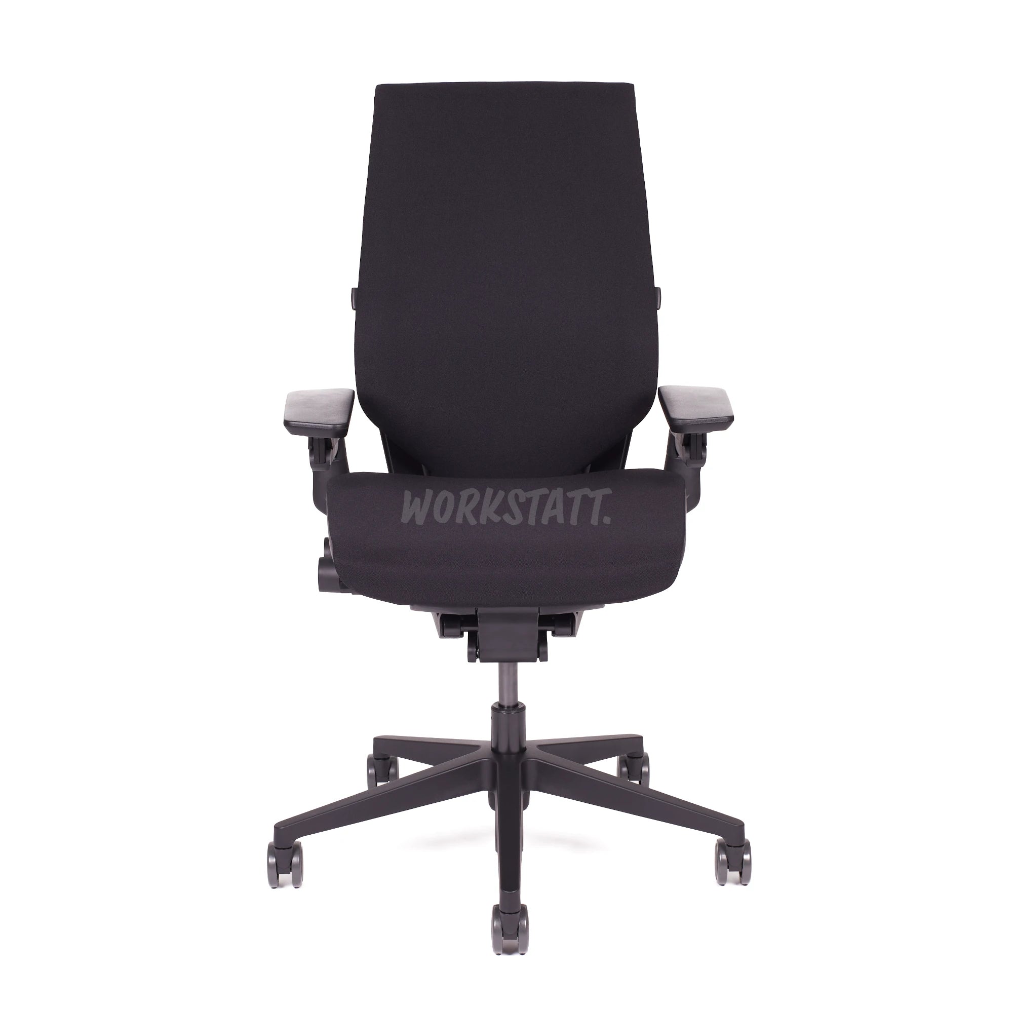 Steelcase Gesture Bürostuhl Black Edition von Workstatt in der Frontalansicht | ohne Kopfstütze